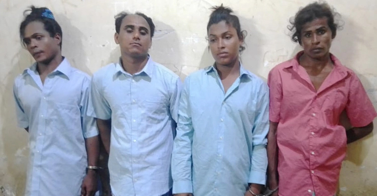 Four held for extortion in guise of third gender