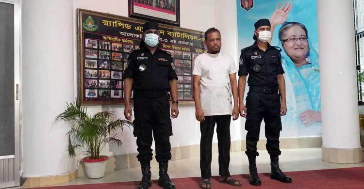 বাসচাপায় পথচারীর মৃত্যু: চালকের ছিল না লাইসেন্স, করতেন নেশা | মঙ্গলবার, ০৪ অক্টোবর ২০২২
