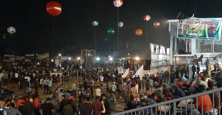 স্লোগানে স্লোগানে সমাবেশস্থলে রাত কাটালেন বিএনপি নেতাকর্মীরা | শনিবার, ১০ ডিসেম্বর ২০২২