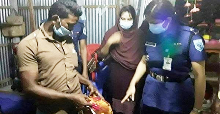 পরকীয়া প্রেমিক মিলে স্বামীকে হত্যা, কল রেকর্ডে ফেঁসে গেলেন স্ত্রী