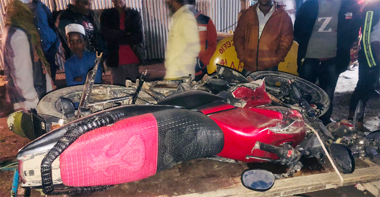 ময়মনসিংহে ট্রাকচাপায় ৩ মোটরসাইকেল আরোহী নিহত