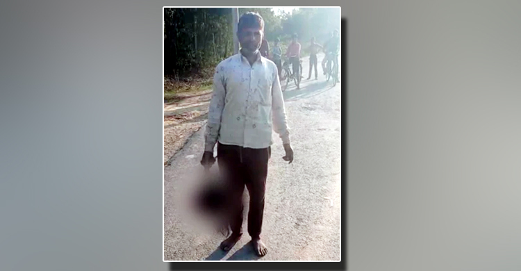 প্রেমের সম্পর্ক মানতে না পেরে মেয়েকে হত্যা করলেন বাবা