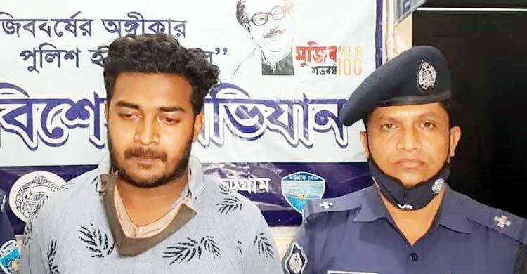 ফটিকছড়িতে ইয়াবাসহ ছাত্রলীগ নেতা গ্রেফতার