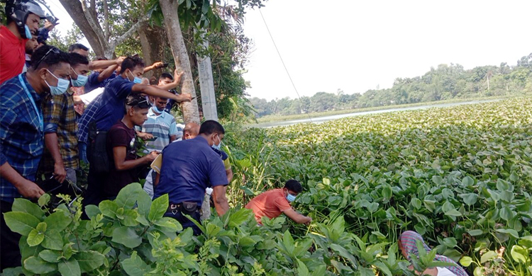 শ্বশুরবাড়ি থেকে নিয়ে এসে চাঁদরাতে স্ত্রীকে খুন