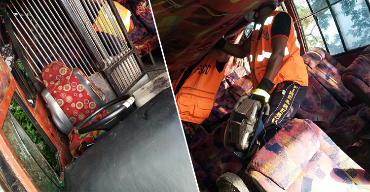 যশোরে বাস উল্টে কিশোর নিহত, আহত ২২