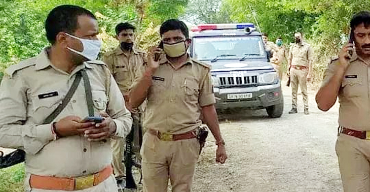 উত্তরপ্রদেশে বাসে ট্রাকের ধাক্কায় ১৮ শ্রমিক নিহত