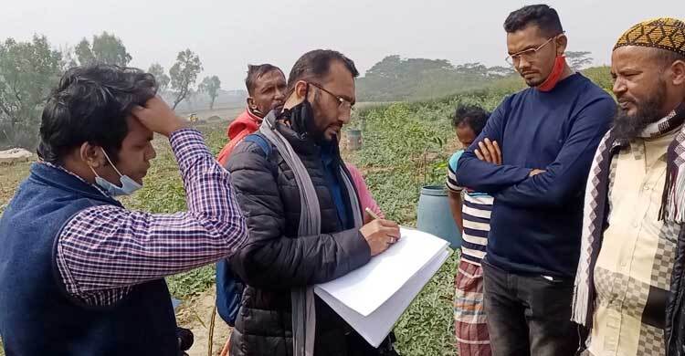 সেই চাষির তরমুজ ক্ষেত পরিদর্শনে তদন্ত কমিটি | ২৭ জানুয়ারি ২০২২