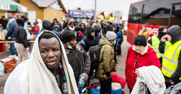 UN urges countries to open borders to Africans fleeing Ukraine