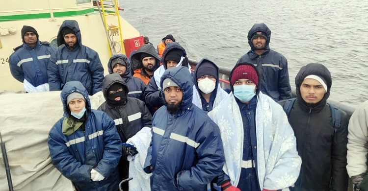 28 stuck Bangladeshi crew evacuated to safer place