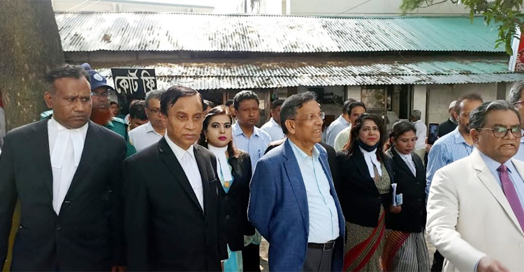 ‘বিজয়-৭১’ ভবন পরিদর্শন করলেন প্রধান বিচারপতি ও আইনমন্ত্রী