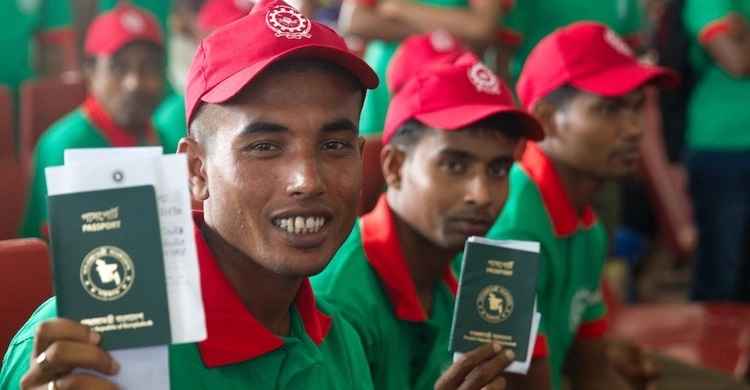 Bangladesh ranks 6th largest migrant sending country: IOM study