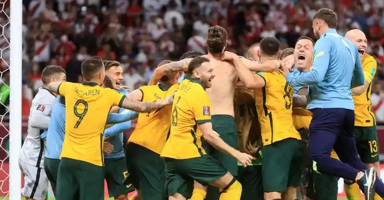 Australia book World Cup place on penalties