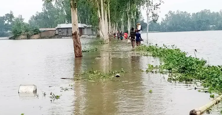 Flood situation deteriorates in Gaibandha
