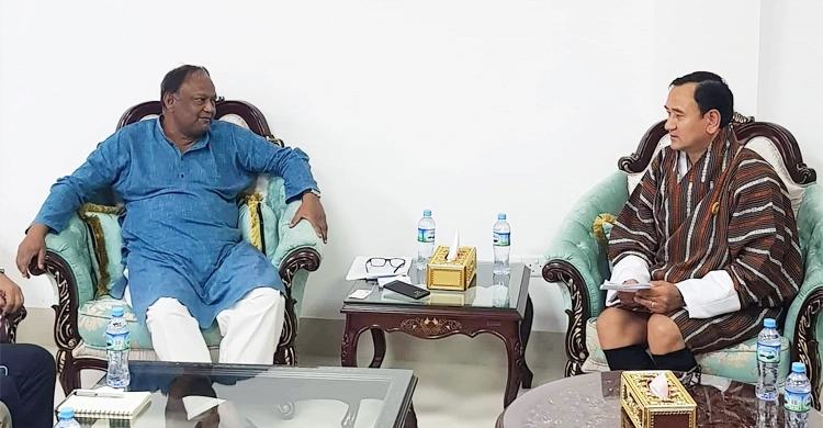 Road communication with Bhutan via 3rd country to boost trade, tourism: Tipu