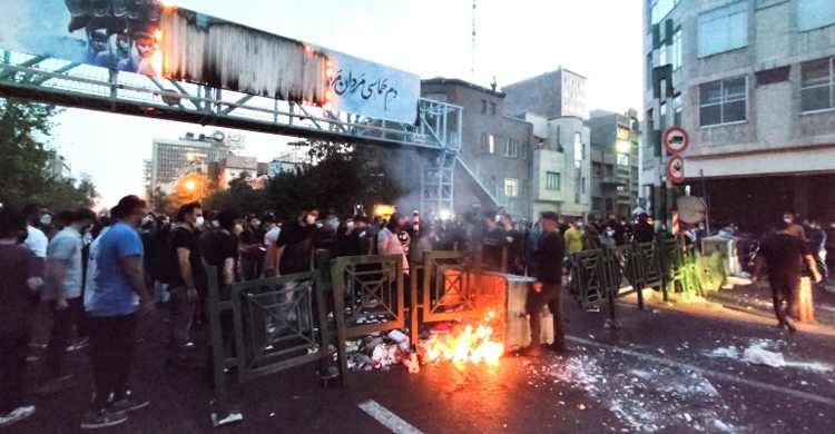 Mahsa Amini protests: US sanctions Iran’s ‘morality police’