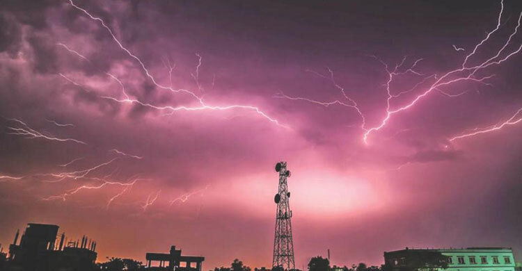 Lightning kills 5 brickfield workers in Rangpur