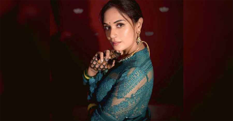 Richa Chadha apologises for Galwan tweet