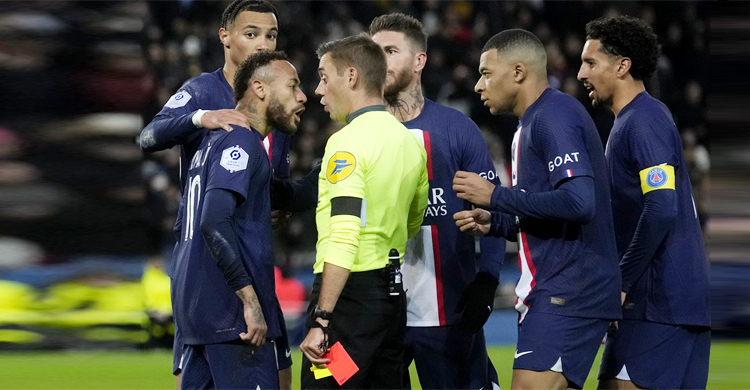 Mbappe rescues PSG on return as Neymar sent off