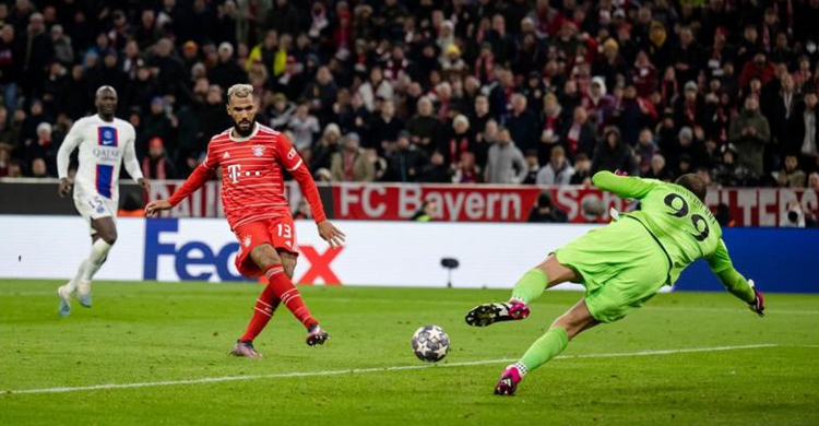 Bayern cruise past PSG to reach quarter-finals