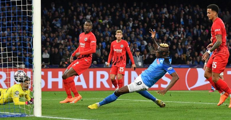 Osimhen double helps Napoli see off Frankfurt