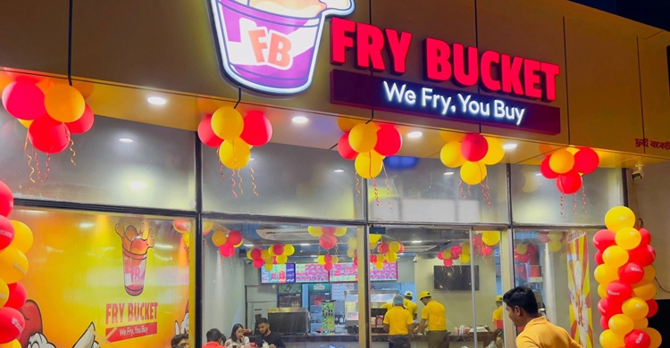Fry Bucket opens another outlet in Dhaka