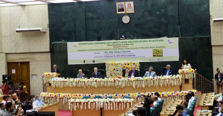 জলবায়ু পরিবর্তন সমস্যা সমাধানে বৈশ্বিক উদ্যোগ দরকার: রাষ্ট্রপতি