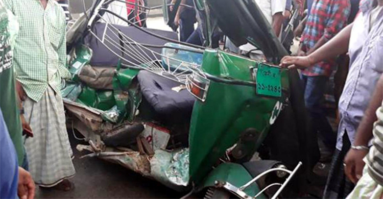 সুনামগঞ্জে বাস-অটোরিকশার সংঘর্ষে কলেজছাত্র নিহত