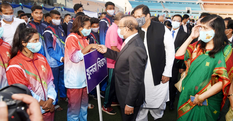 বঙ্গবন্ধু ও বঙ্গমাতা ফুটবলের জাতীয় পর্যায়ের খেলা শুরু