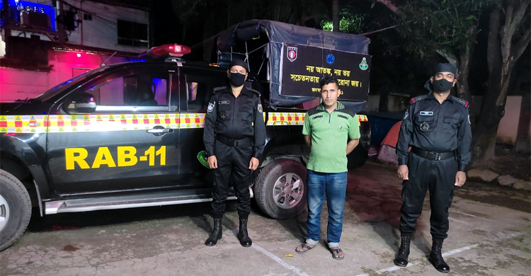 পেটের ভেতরে মিলল ১৩ লাখ টাকার ইয়াবা