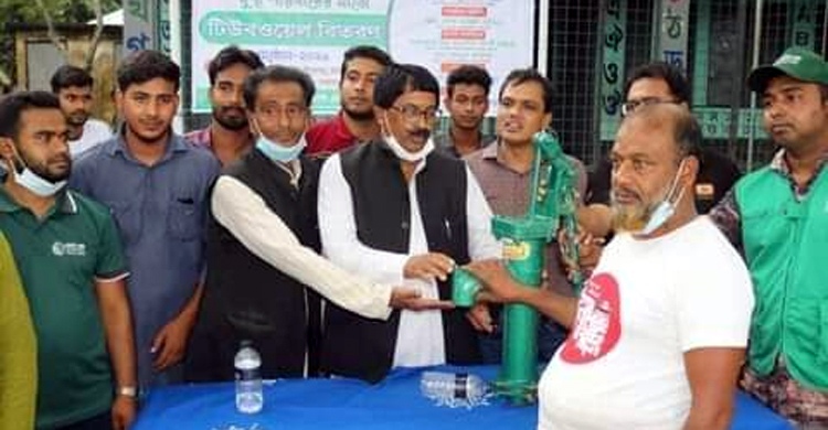 দুস্থদের ১০০ টিউবওয়েল দিল ‘দোস্ত এইড’