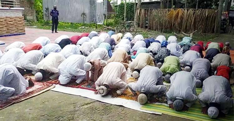 ভোলার ১০ গ্রামে ঈদুল ফিতর উদযাপন