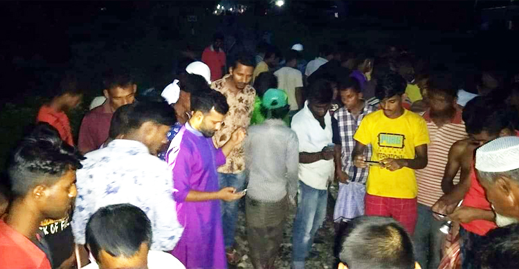 পারাবত এক্সপ্রেসে কাটা পড়ে তরুণের মৃত্যু