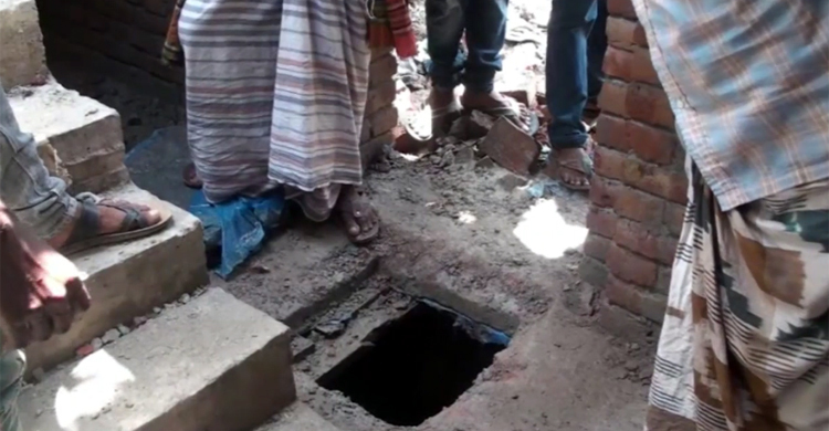 চাঁপাইনবাবগঞ্জে সেপটিক ট্যাংকে পড়ে প্রাণ গেল শ্রমিকের