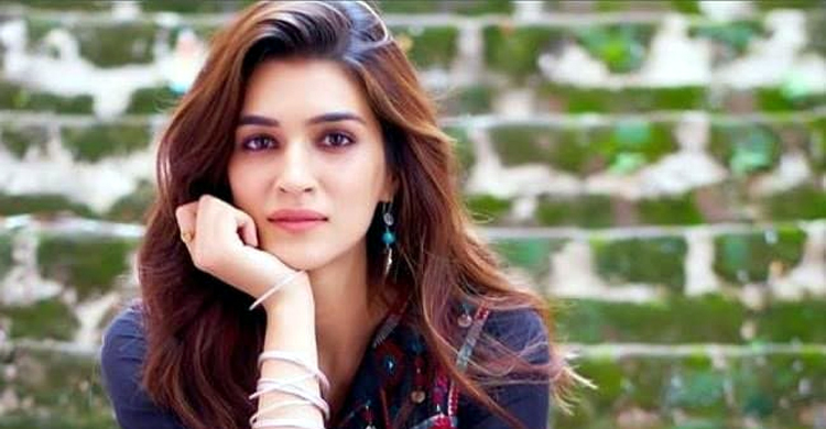 ৫০০ কোটি বাজেটের সীতার জন্য প্রস্তুত কৃতি