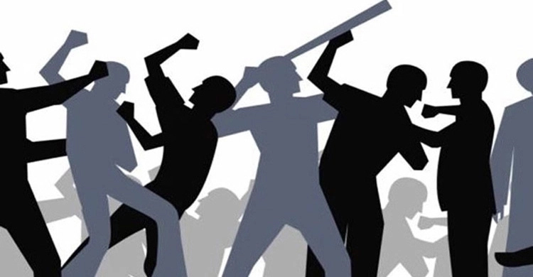 জামাই-শ্বশুর দুপক্ষের সংঘর্ষে পুলিশসহ আহত ১৬