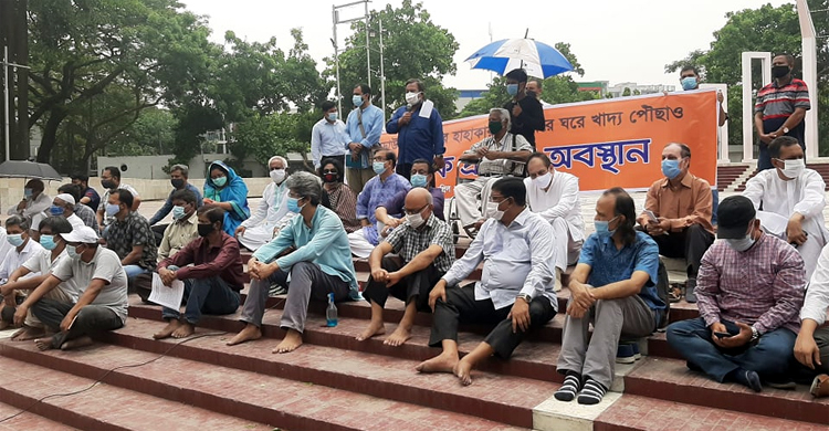 প্রধানমন্ত্রীর দুঃখ প্রকাশ করা উচিত ছিল : মান্না