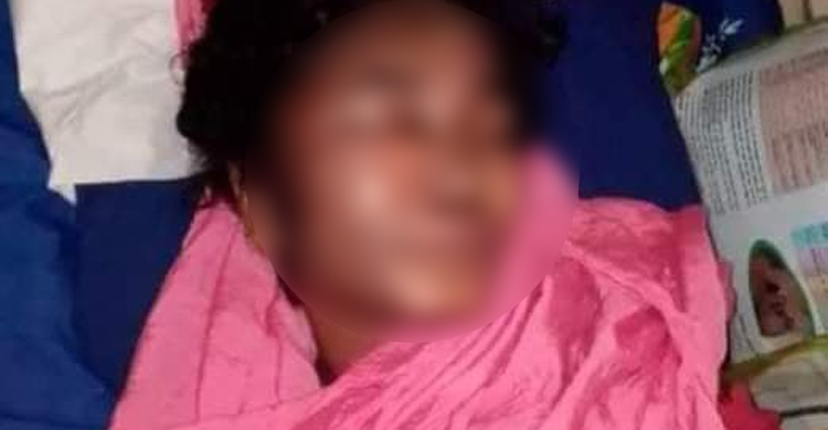 বিয়ের ৩ দিন আগে অ্যাসিডে তরুণীর মুখ ঝলসে দিল দুর্বৃত্তরা