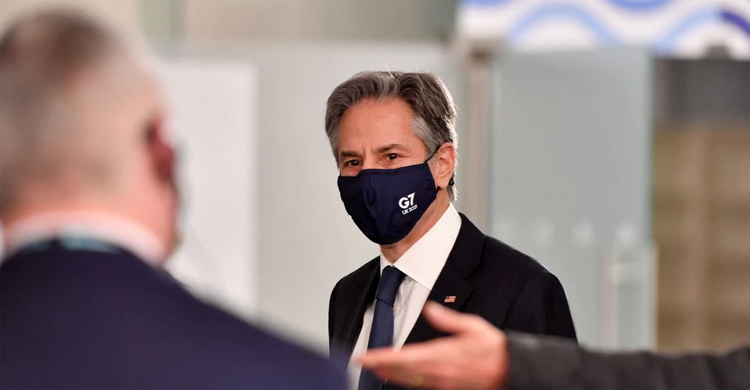 US halts Egypt military aid over rights