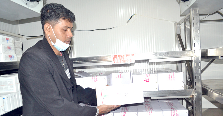 প্রথম ধাপে বগুড়ায় ভ্যাকসিন পাচ্ছেন ৫৪ হাজার মানুষ