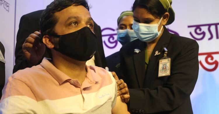 ‘ভ্যাকসিন আমাদের দেশে আশীর্বাদ হয়ে এসেছে’