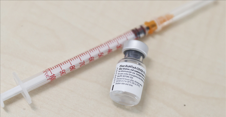 Pfizer raises coronavirus vaccine sales forecast to $33.5B for 2021