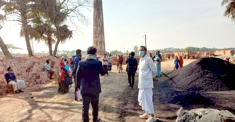 ময়মনসিংহে পাঁচ ইটভাটাকে ১৮ লাখ টাকা জরিমানা