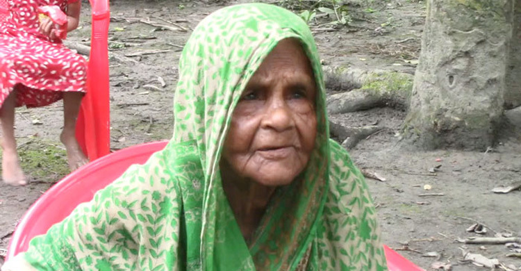 ২৬ মৃত ব্যক্তির নামে তোলা হচ্ছে বয়স্ক ভাতা