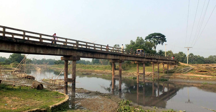 villagers-are-suffering-3