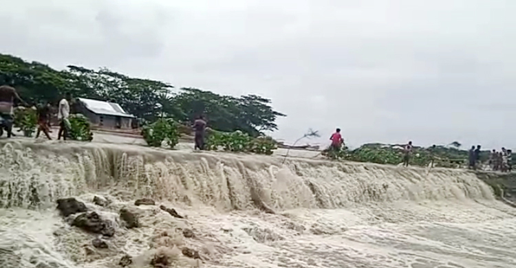 ভোলায় ঘূর্ণিঝড়ের প্রভাবে নিম্নাঞ্চল প্লাবিত, পানিবন্দি ৫ হাজার