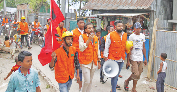 ঘূর্ণিঝড় মোকাবিলায় প্রস্তুত থাকছে ৭৪ হাজার স্বেচ্ছাসেবক