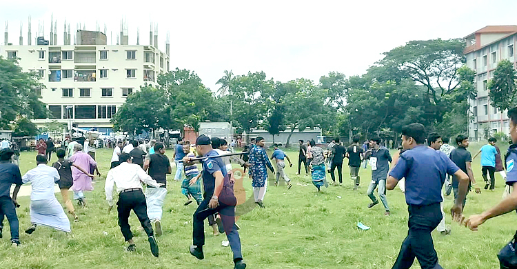 মুন্সিগঞ্জে নৌকায় ভোট দিতে বাধ্য করায় উত্তেজনা