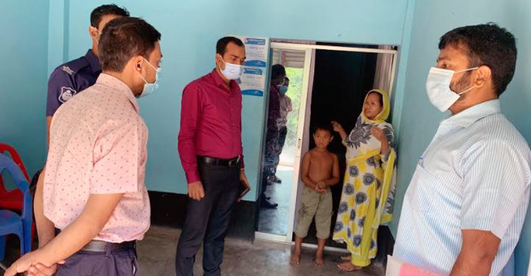 ভুয়া নারী চিকিৎসক দিতেন আল্ট্রাসনো রিপোর্ট, করতেন ডেলিভারি