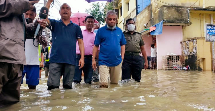 নগরে বন্যা: সিসিক কর্মকর্তা-কর্মচারীদের ছুটি বাতিল