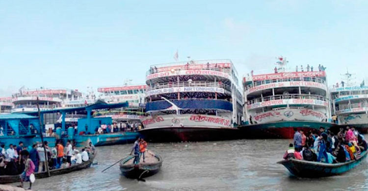 বৈরী আবহাওয়ায় বরিশালের অভ্যন্তরীণ রুটে লঞ্চ বন্ধ